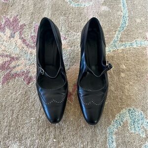 VARDA Leather Kitten Heels